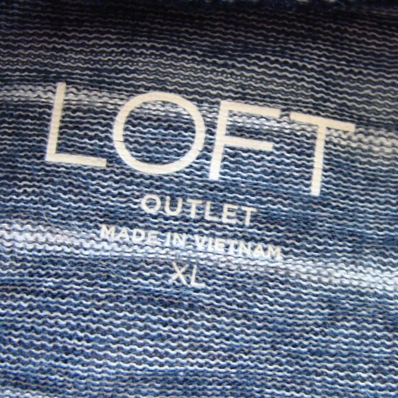 ANN TAYLOR LOFT Blue & White STRIPE 3/4 Sleeve V-Neck Knit Top Sz XL - Picture 5 of 6